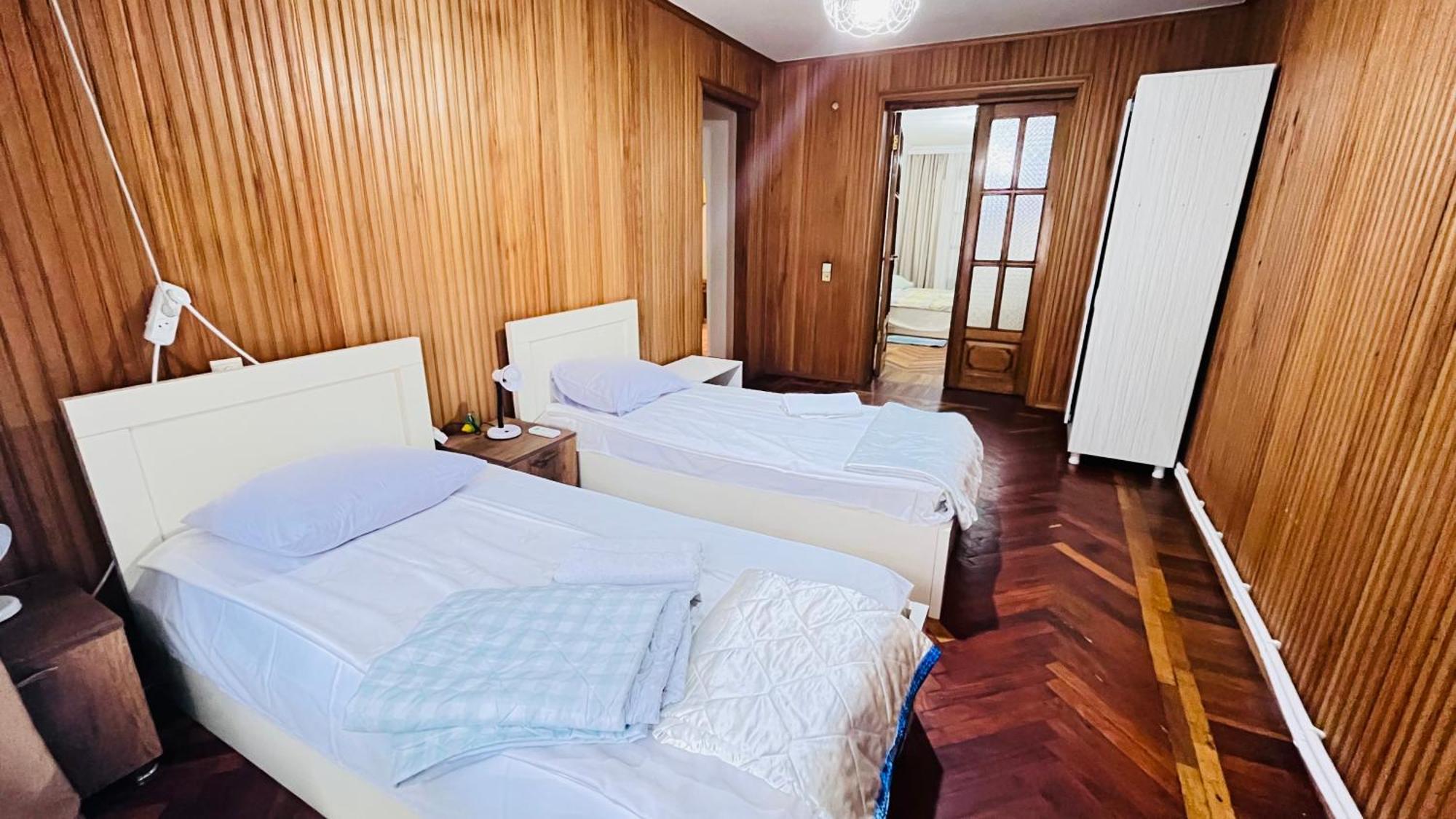 Apartment Haidar Abashidze Батумі Екстер'єр фото